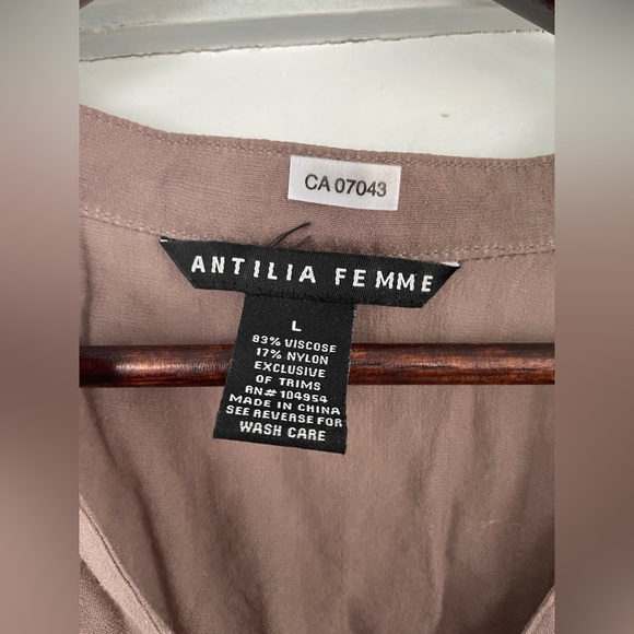 4/25 Brownish Antilia Femme Button Down Blouse - Picture 5 of 11